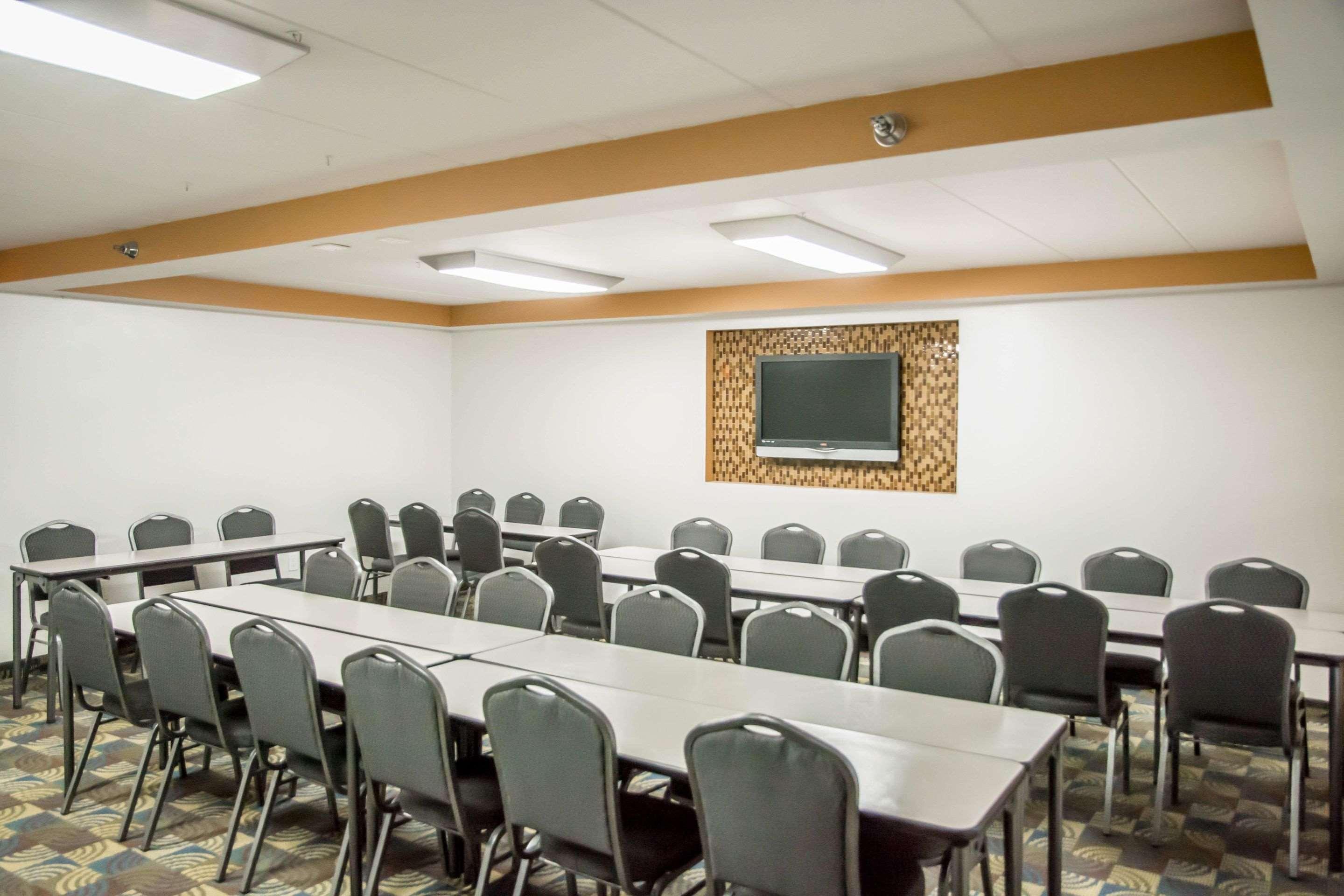 Comfort Inn Northeast Mason Εξωτερικό φωτογραφία