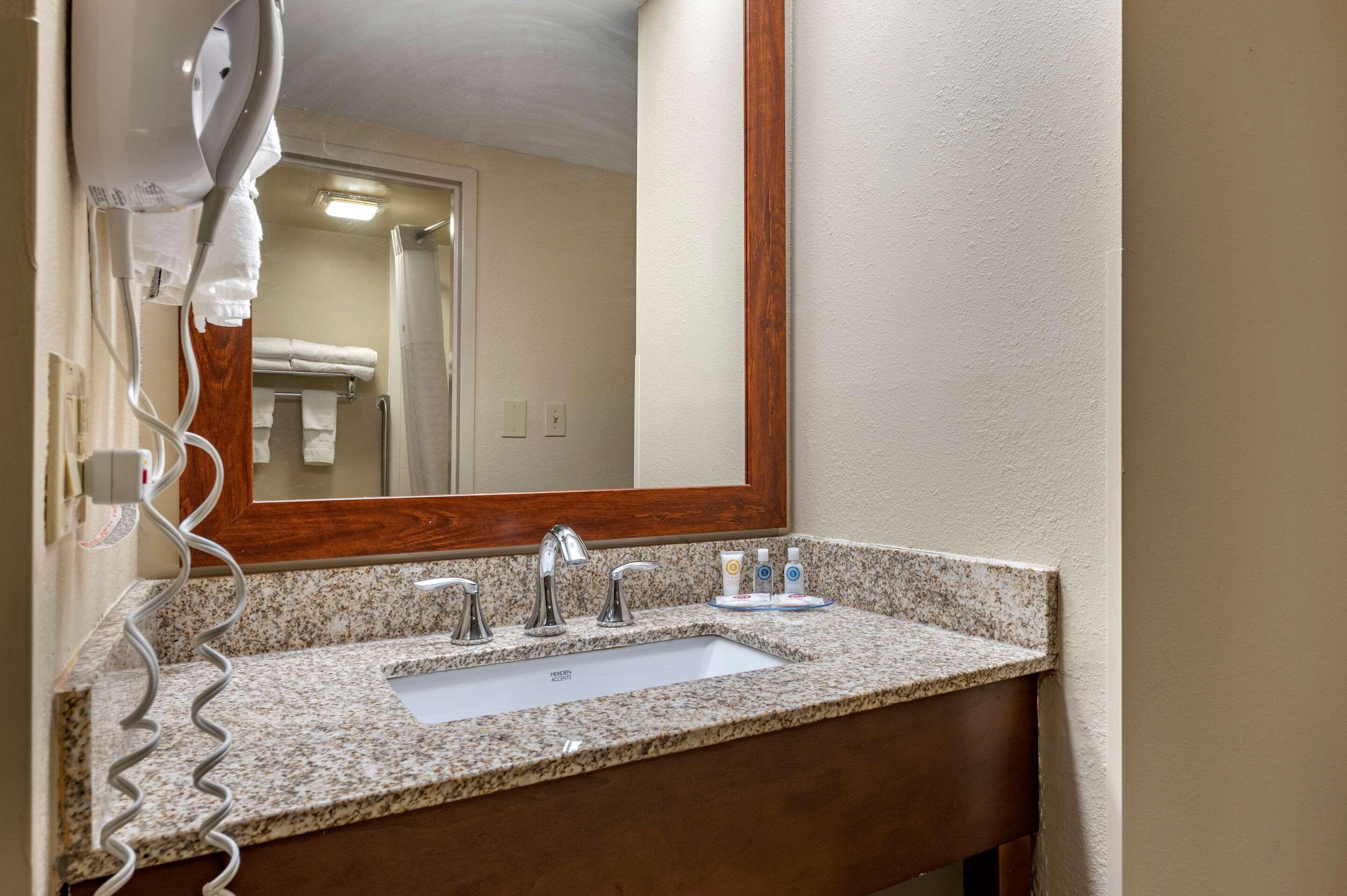 Comfort Inn Northeast Mason Εξωτερικό φωτογραφία